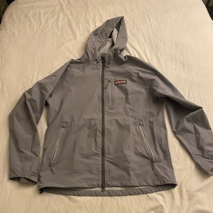 Vineyard vines rain jacket